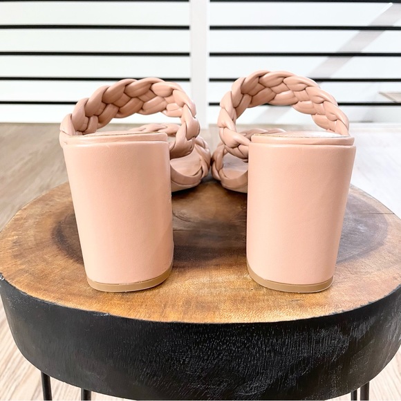 6.5 8 8.5 10 NWT blush tan cream, chunk heal, open toe, faux leather sandles - Picture 5 of 14